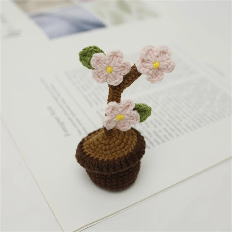 4X7B Crochet Heart Flower In Pots Knitted Wool Mini Flower Potted Plant Romantics Ornament for Valentines Day Gift