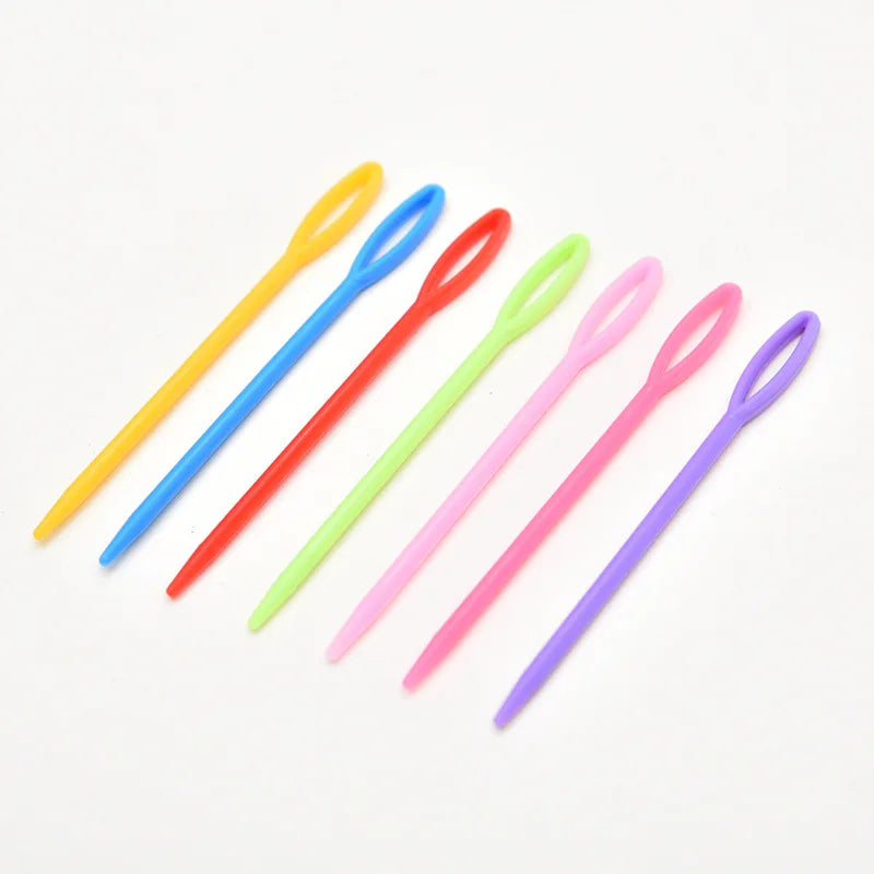26Pcs Sewing Knitting Kits Large Eye Blunt Yarn Needles & Plastic Weaving Needles & Crochet Locking Counter Stitch Markers Tools