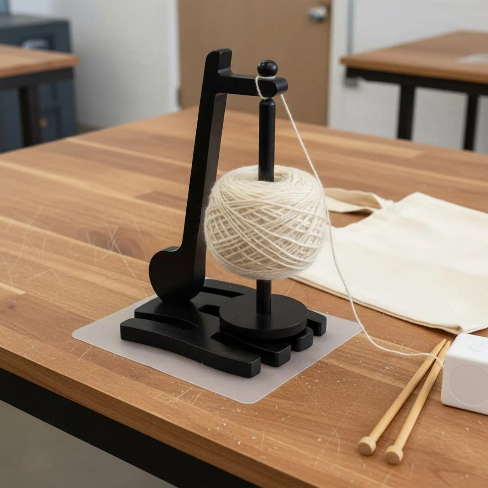 Wooden Yarn Holder 360° Rotation Rotating Yarn Spindle Sewing and Knitting Accessory Easy Assembly for Crocheters, Craft Room